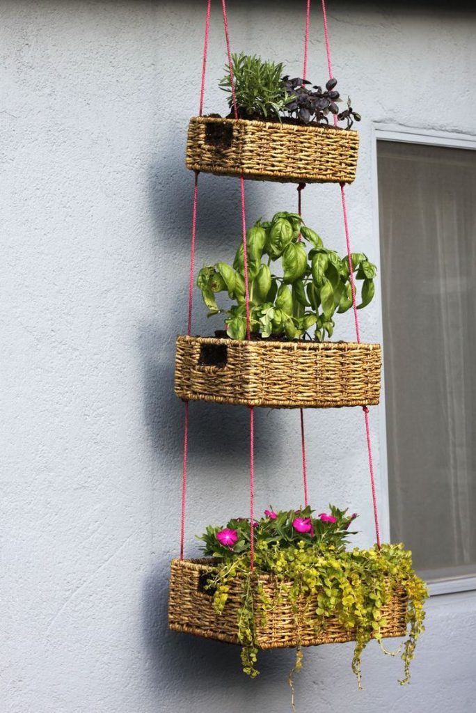 space-saving decorative garden ideas 11
