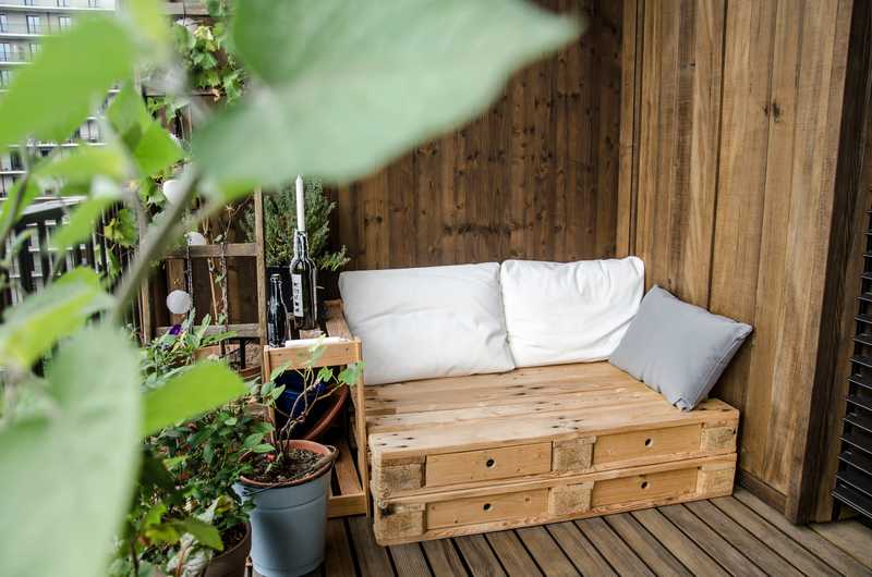 8 Original Garden Bench Ideas for Inspiration