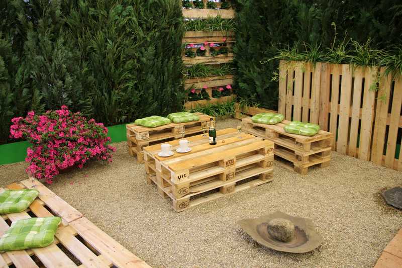 How To Make a Garden Furniture in Pallets 