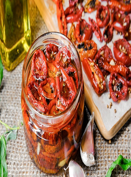 sun-dried-tomatoes-in-oil