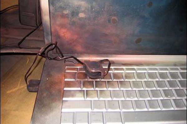 Allowing-Your-Laptop-Overheat