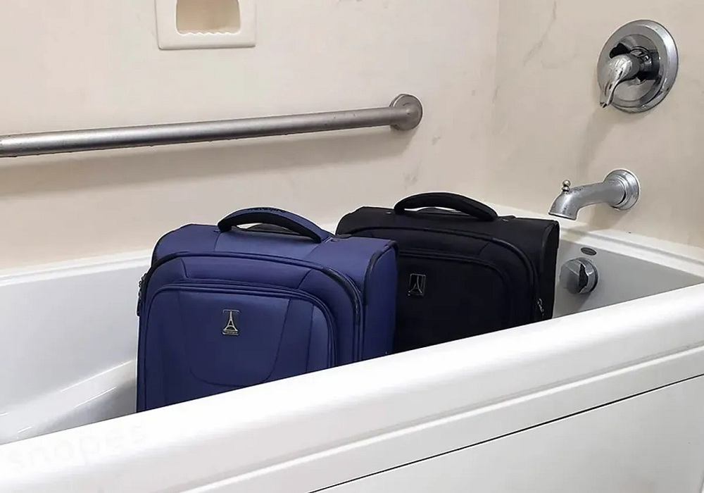 The-Benefits-of-Leaving-Your-Suitcase-in-the-Hotel-Tub
