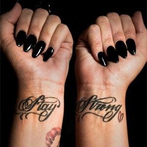 Demi Lovato "Stay Strong" tattoo