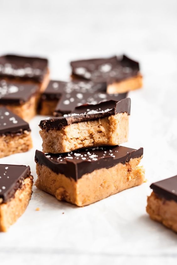 No-Bake Chocolate Peanut Butter Bars