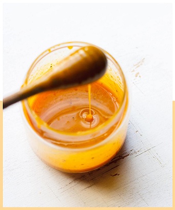 Honey-And-Turmeric-Mask