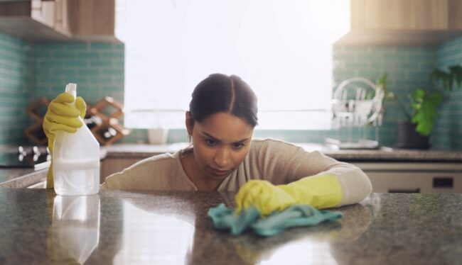 Wipe-away-water-marks-on-granite