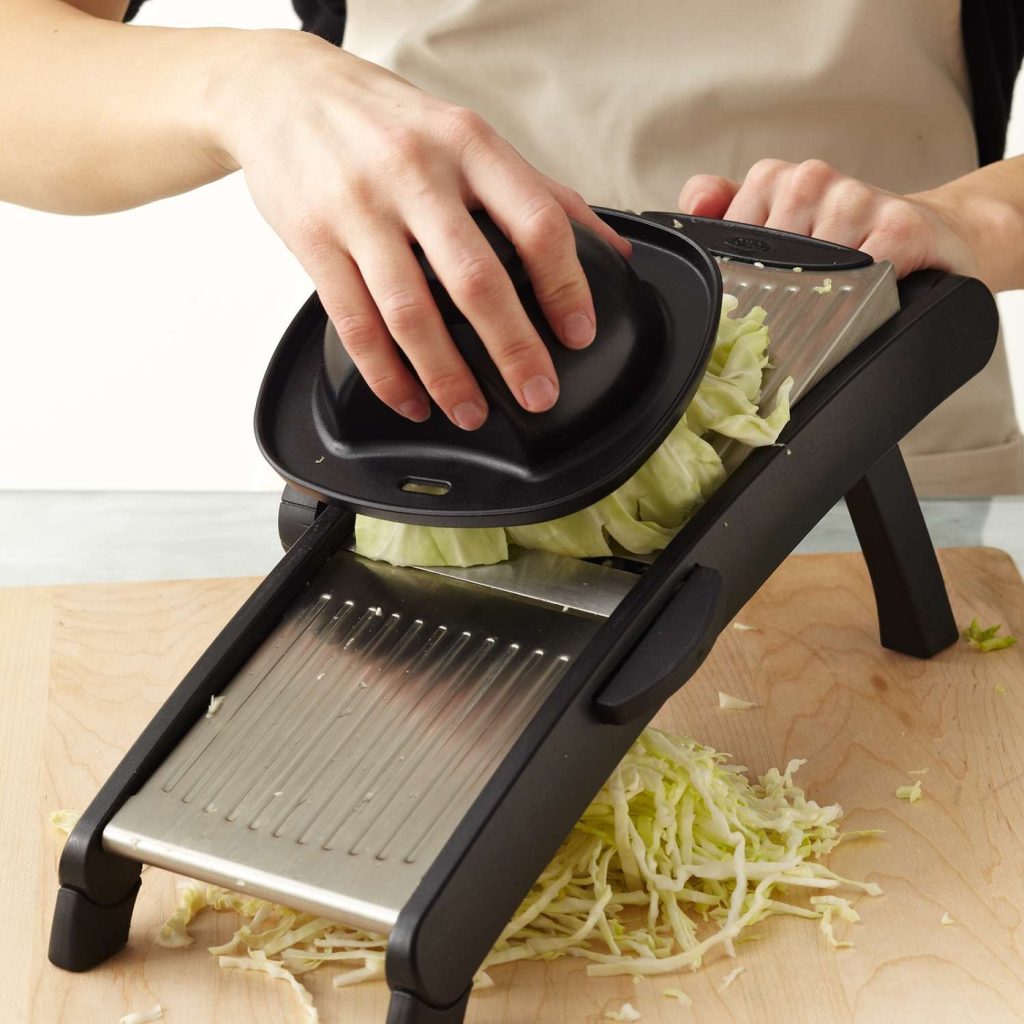 mandoline-slicing-cabbage