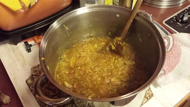 zucchini-relish-in-pot