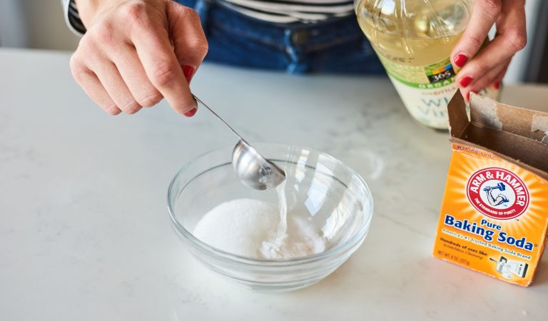 10 Clever Ways to Use Baking Soda for Fresher Indoor Air